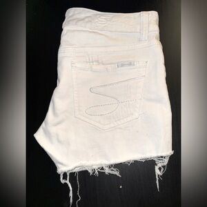 White denim Seven7  jean shorts